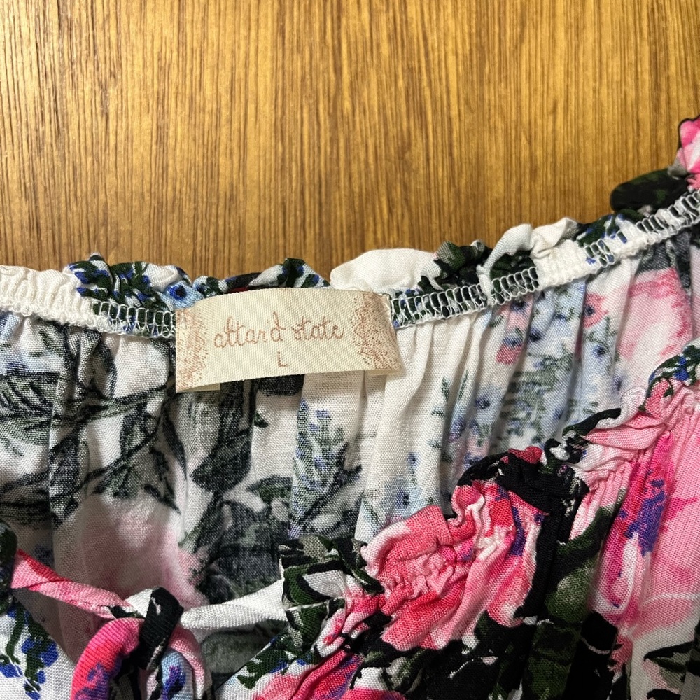 Alter’d state crop top - Picture 2 of 2